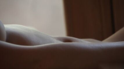 Sexy Solo Babe Gets Wet